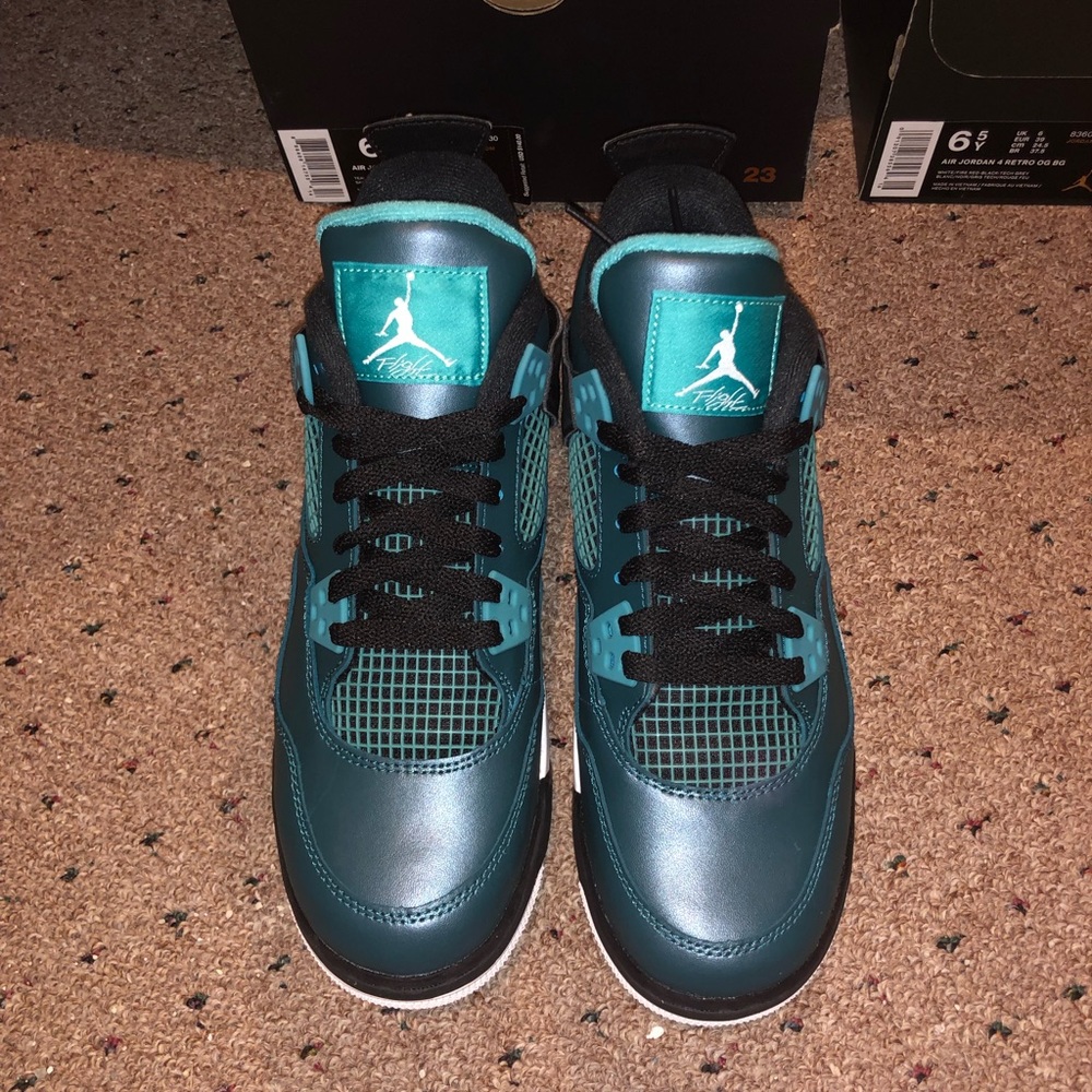 Teal 4